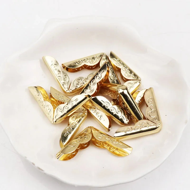 Metal Corner Sheet Protectors