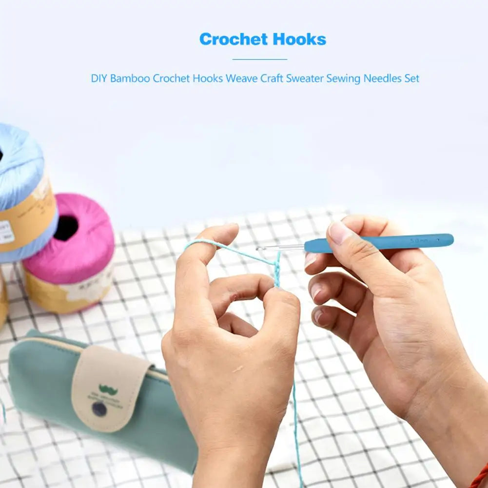 Crochet Hooks Set with case and tools